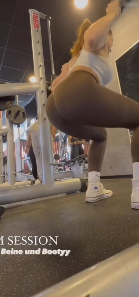 __samjio modèle érotique photo