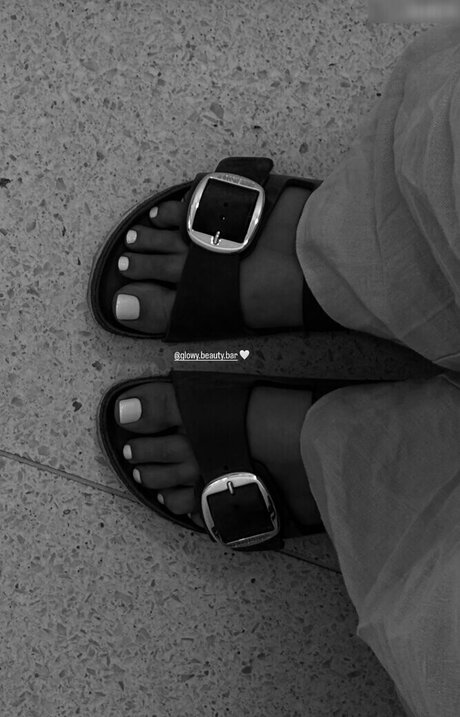 fans noirs uniquement nu exclusif archive