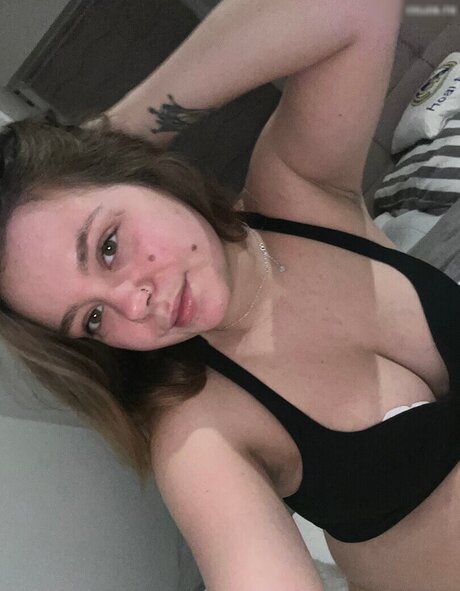 latina solo onlyfans haut érotique images