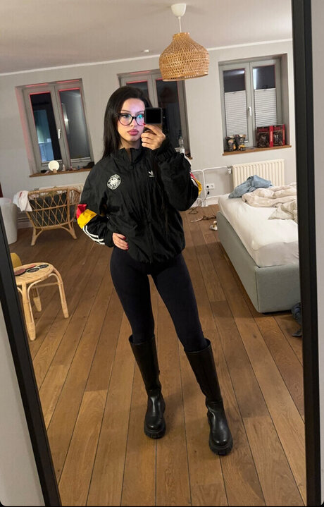 Emily Furz actrice des photos