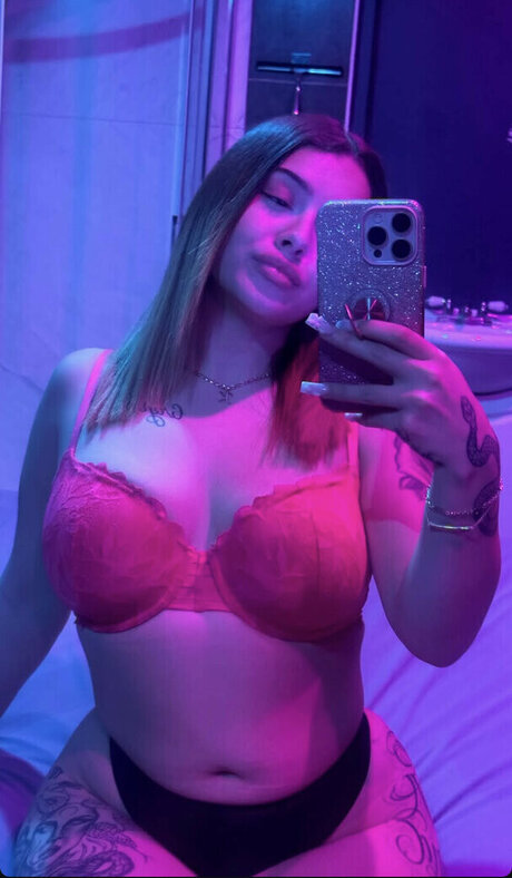 Katy Da Costa modèle hd des photos