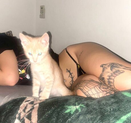 giulicapri_ modèle xxx photo