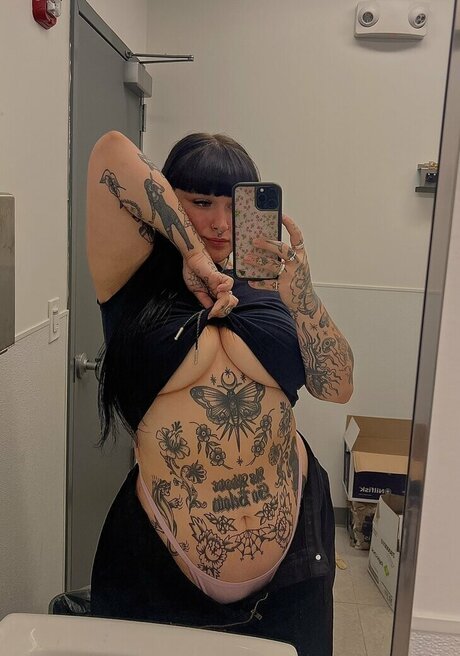 Venicecemetery star du porno hd img