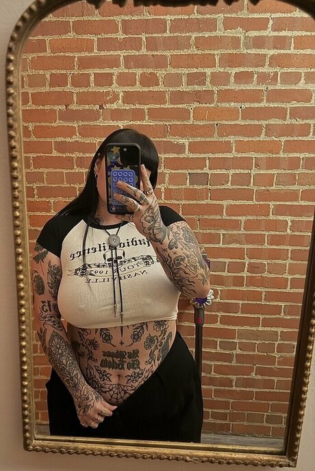 Venicecemetery jolie star du porno images