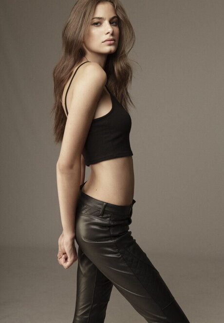 Paulina Fuchs étoile adulte archive