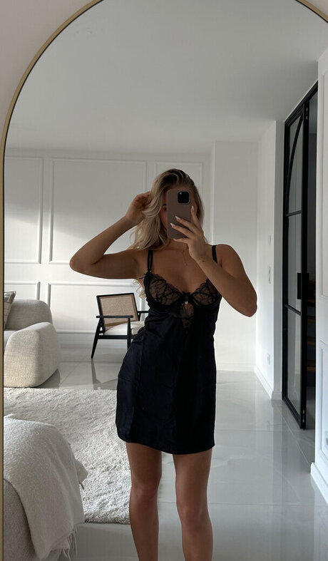 adolescent maigre onlyfans exclusif archive