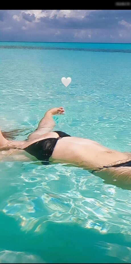 nadinebreaty modèle porno galerie