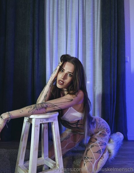 Luisa Muskelmensch star du porno chaud image