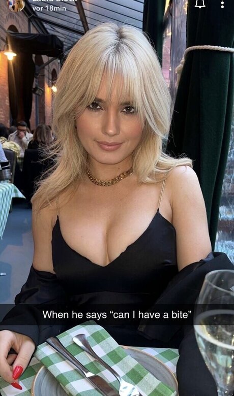 Laura Block haut de star du porno archive