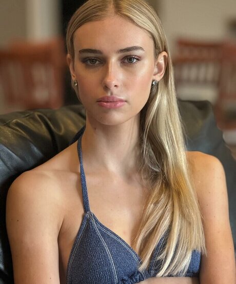 Claire Jameson star pornographique archive