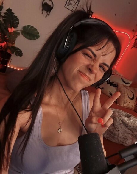 imamethystt star du porno de haute qualité img