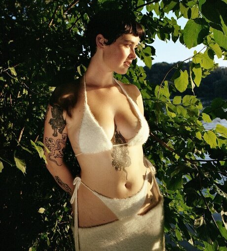 motherbimbo belle actrice galeries