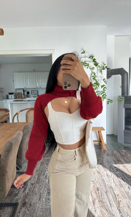 Nicole Schiebler jolie actrice des photos