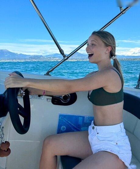 string gros cul onlyfans sexe artistique photo