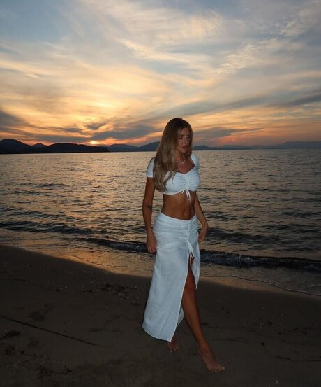 grosse bite baise onlyfans libre nu img