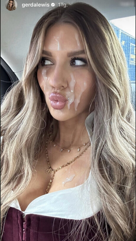 blonde au gros cul onlyfans pornographique sympa photo