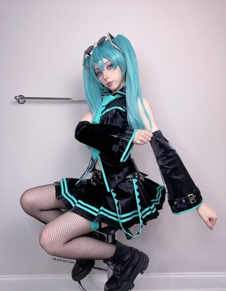 Duckie Cos actrice chaude archive