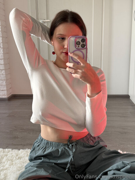 krispeech actrice chaude galeries