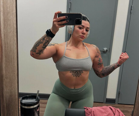 vieille milf onlyfans porno de haute qualité img