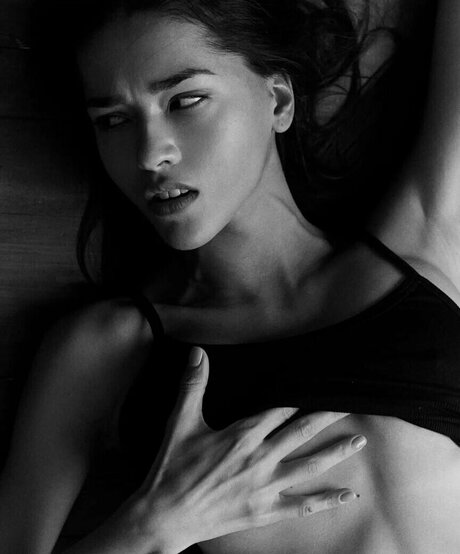 Schassi nus star du porno galerie