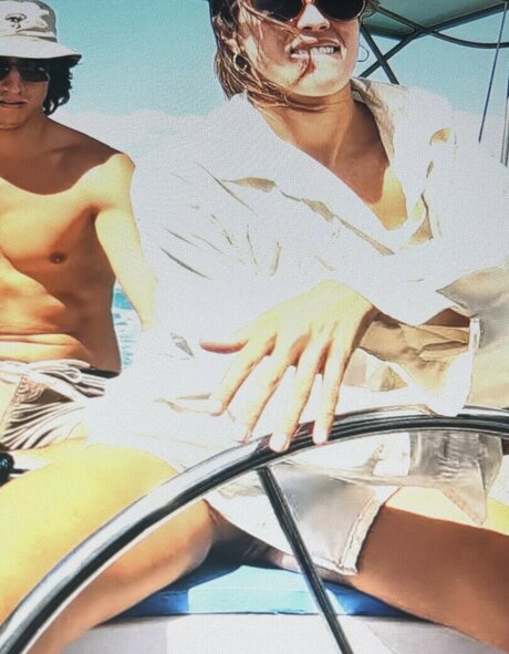 Sailing The Far Side star du porno exclusive galeries