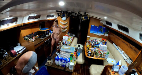 Sailing The Far Side art de star du porno galeries