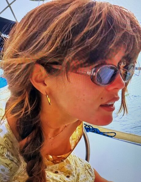 Sailing The Far Side star du porno belle img