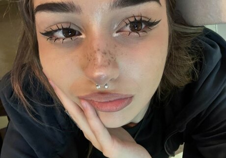 filles emo onlyfans sexy de haute qualité des photos