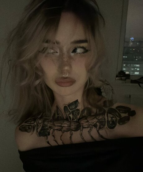 pavuk1 0 actrice nue photo