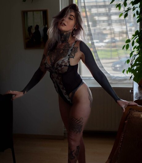 divinement bon mannequin img