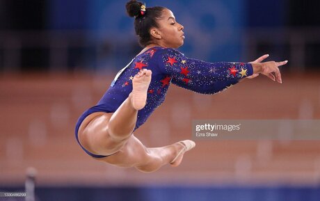 adolescent maigre onlyfans art érotique des photos