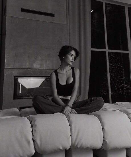 Sofia Chernasova modèle galeries