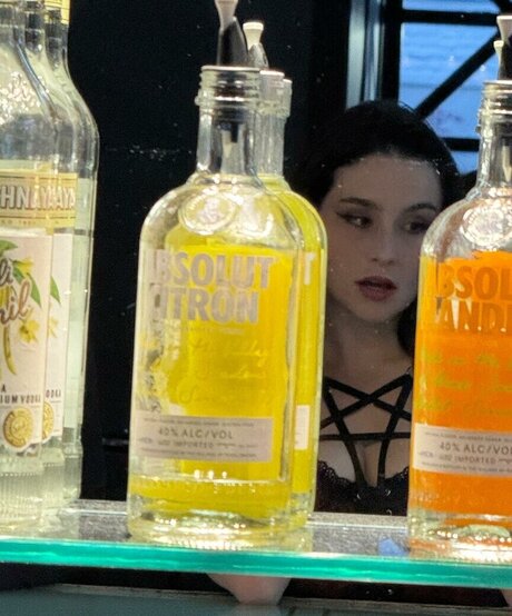 Olivia DeLaurentis actrice chaude galerie