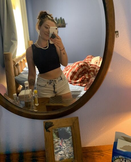 Coffeeslay actrice artistique photos