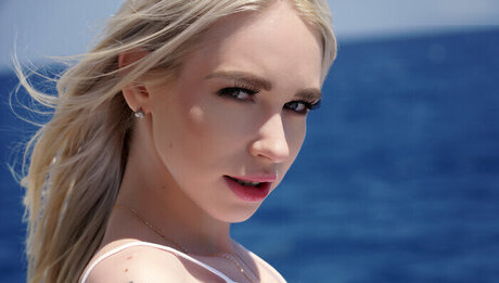 Arteya Dee actrice adulte archive