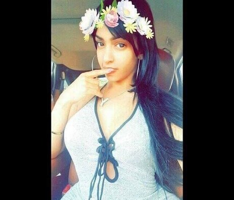 Yinett Baez top star galeries