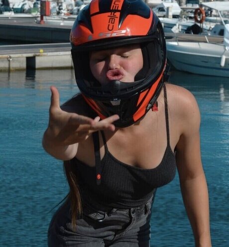 Affe auf Bike mannequin archive