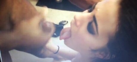 Saraya Jade Bevis star du porno hd des photos