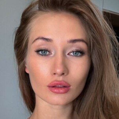 Vixen Katrin étoile érotique des photos