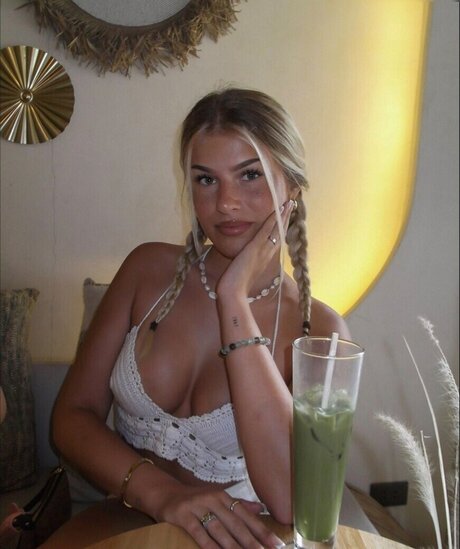 twink poilu onlyfans art pornographique photos