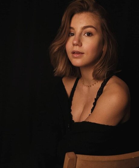 vicky2203 art de star du porno galeries