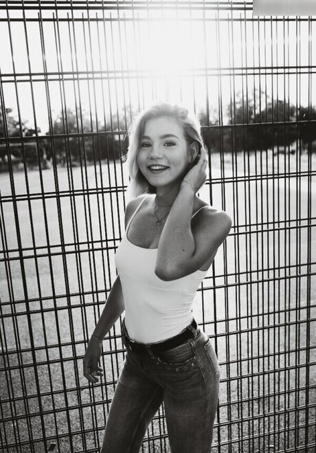 vicky2203 star du porno gratuit images