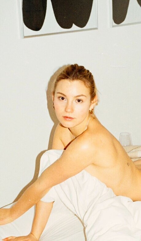 vicky2203 actrice photos