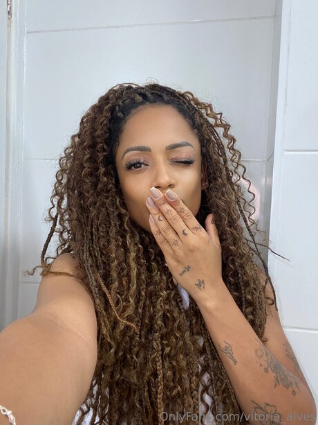 vitoria alves jolie étoile archive