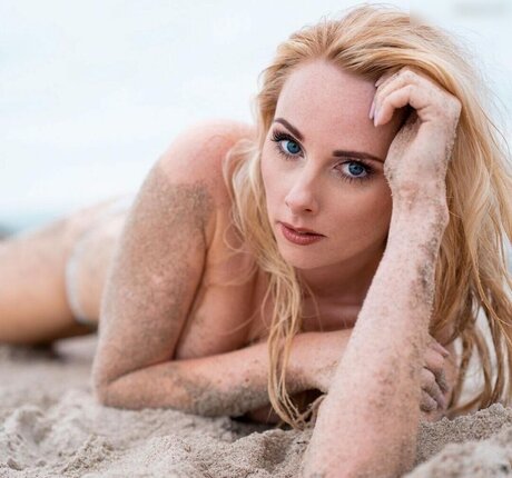 Jacqueline Sparrow star du porno sympa galerie