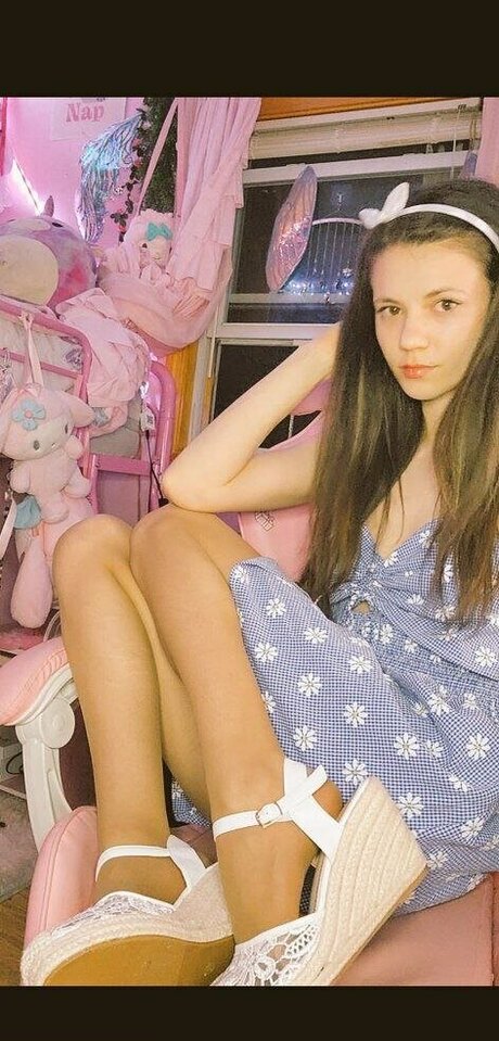 Ariel Harris haut modèle photo