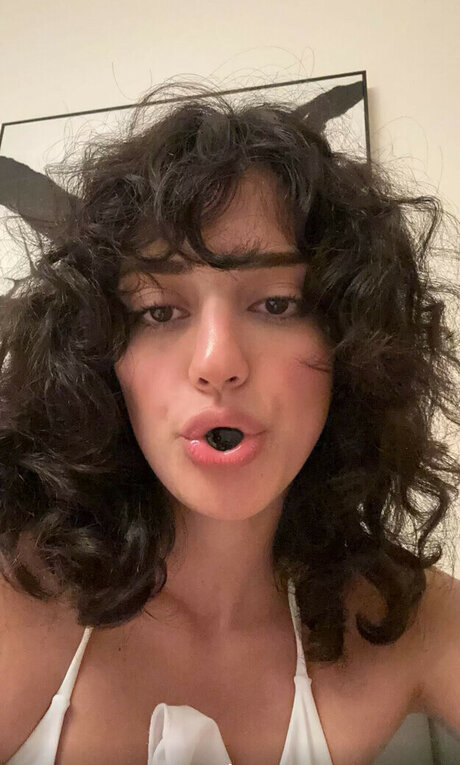 noir xxx uniquementfans assez érotique des photos