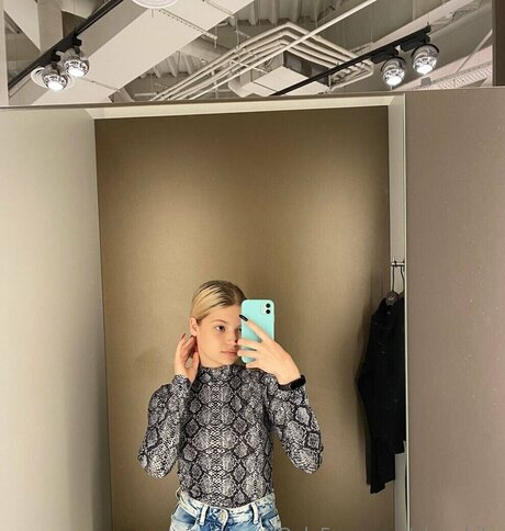 oksiwhite actrice érotique galeries