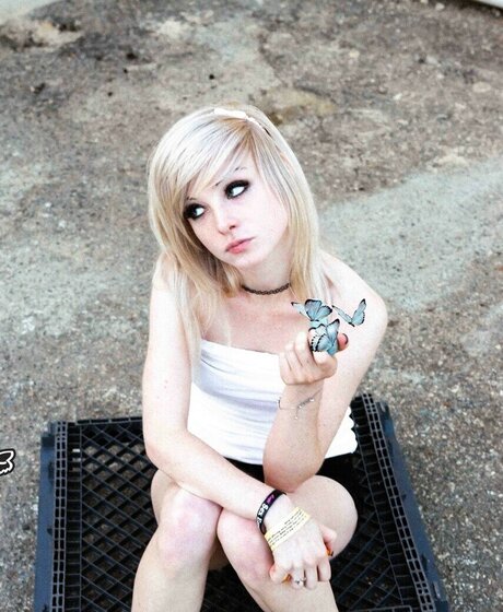 Shauna Dean Cokeland belle étoile photo