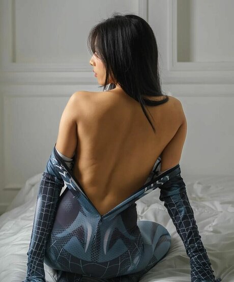 Momozaaa actrice chaude galerie